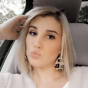 Meet your Posher, Haleigh